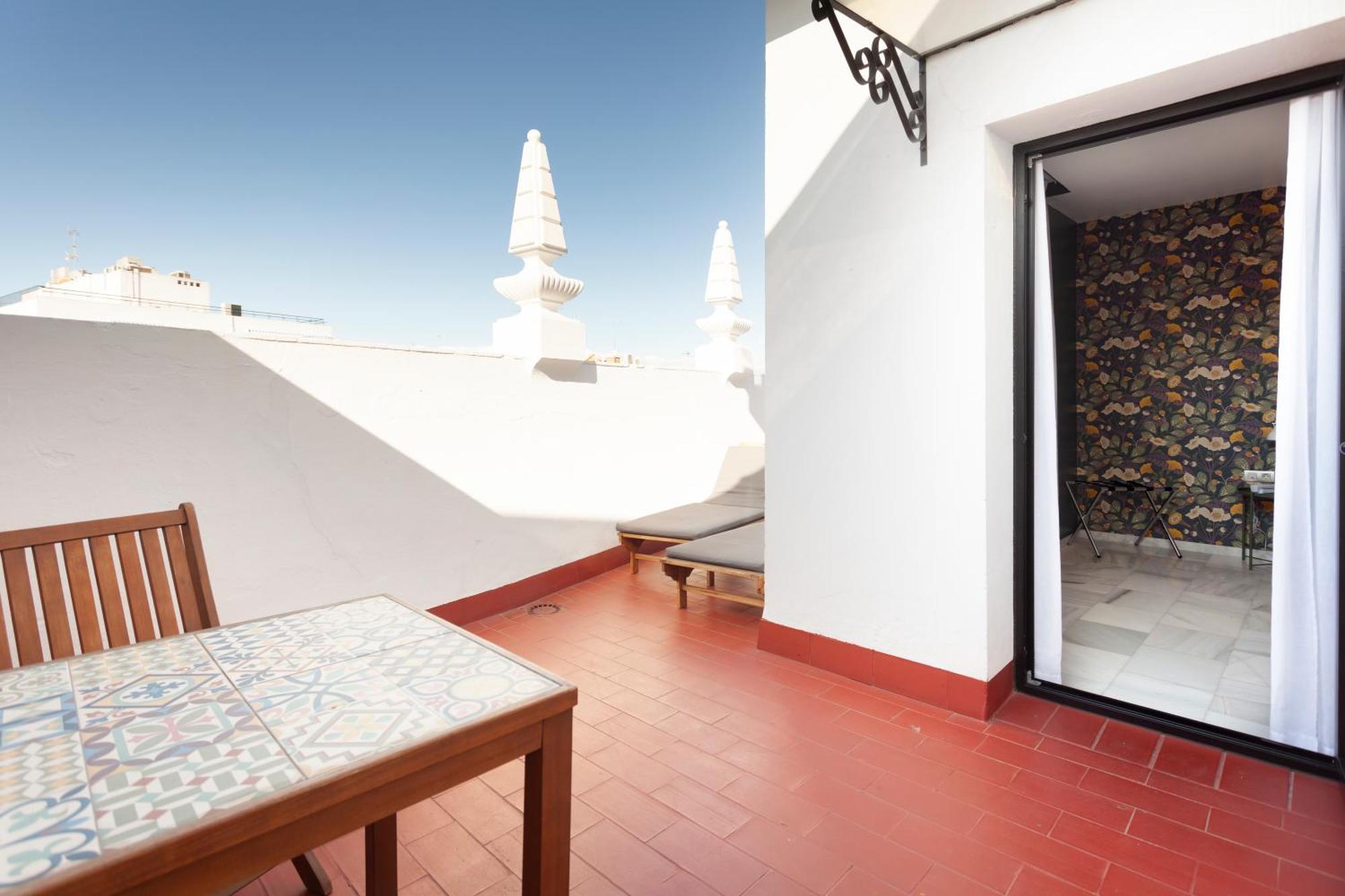 Petit Palace Puerta De Triana Seville Room photo